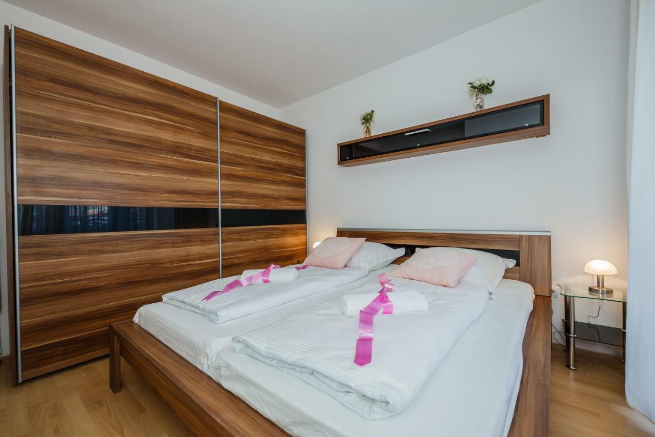 Apartman Lucija Kastela Exterior photo